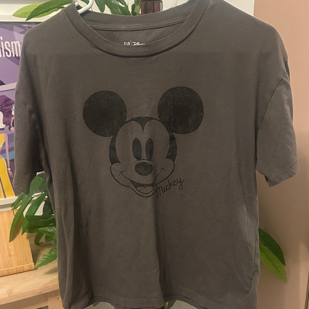 Gap Disney Gray Black Mickey Mouse Short Sleeve Tee